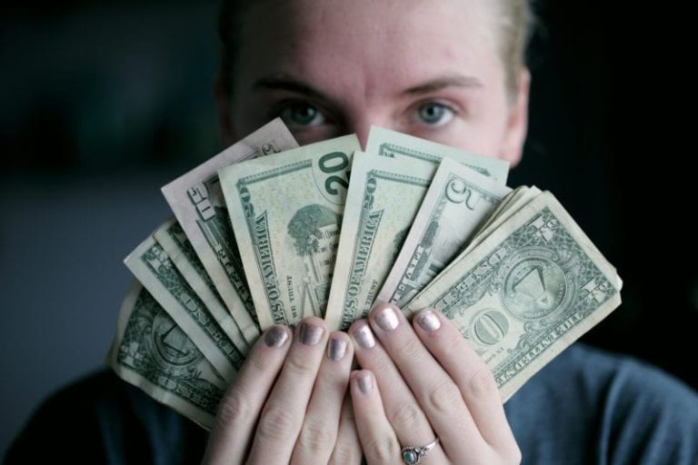 Ad-Ios Money